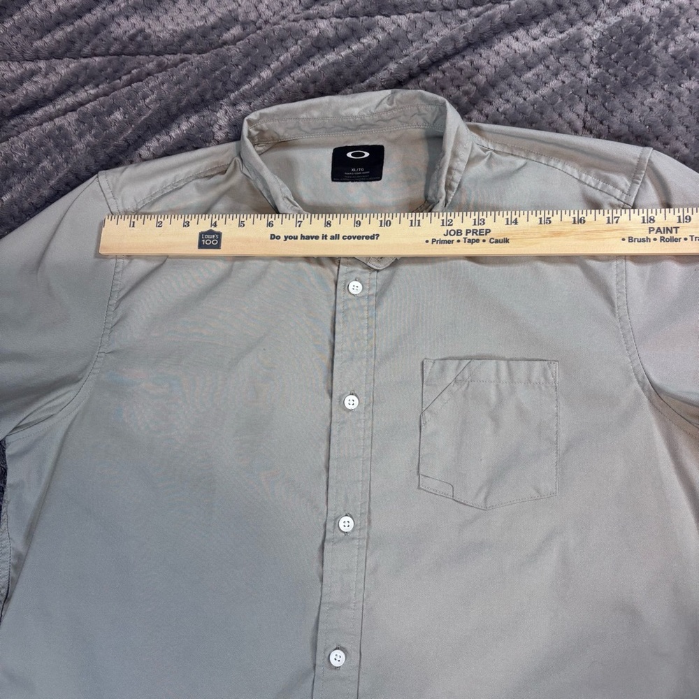 Vintage Oakley Mens Slim Fit Short Sleeve Button Down Fishing Shirt Gray XL - Picture 5 of 6